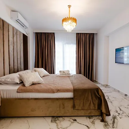 Elyse Blue Sea View By Casa Del Mar Mamaja