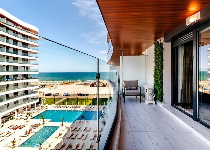 Elyse Blue Sea View By Casa Del Mar 마마이아