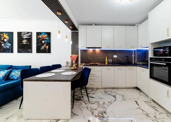 Elyse Blue Sea View By Casa Del Mar *